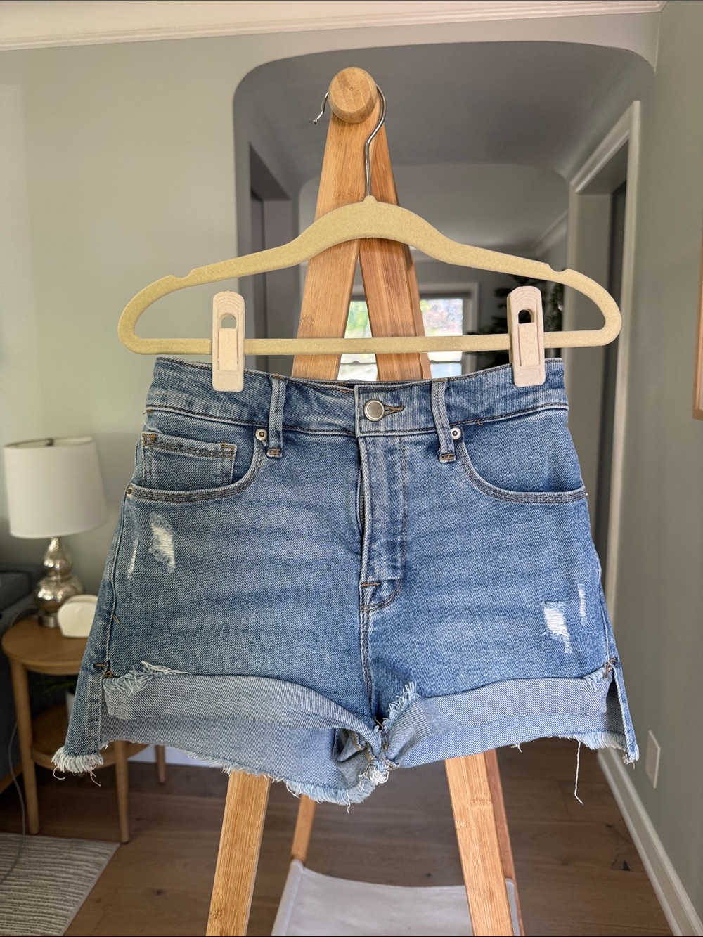 Good American Medium Wash Distressed Roll-Hem Denim Shorts